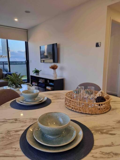 גולד קוסט Modern 1 Brm Apartment With Pool Close To Beach מראה חיצוני תמונה